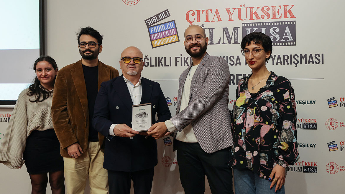 Genç Sinemacılar Yeşilay’ın Sağlıklı Fikirler Kısa Film Yarışması’nda Ödüllerine Kavuştu