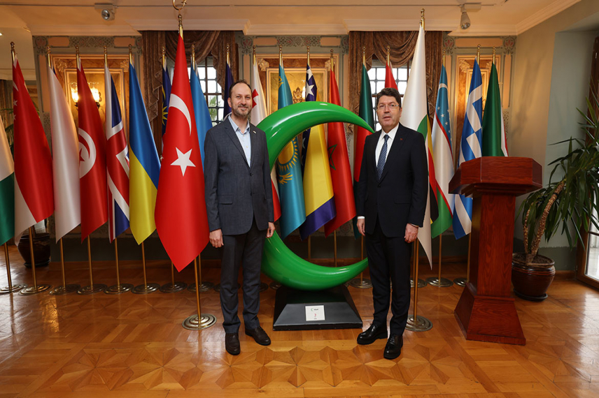 Adalet Bakanlığıyla Bağımlı Yükümlülerin Rehabilitasyonu İçin İş Birliği Protokolü İmzaladık